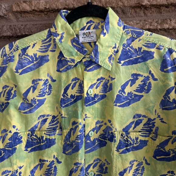 Rum Reggae Men's Cabana Aloha Shirt Humu Humu Hues Fish Motif Size Small - Picture 5 of 10